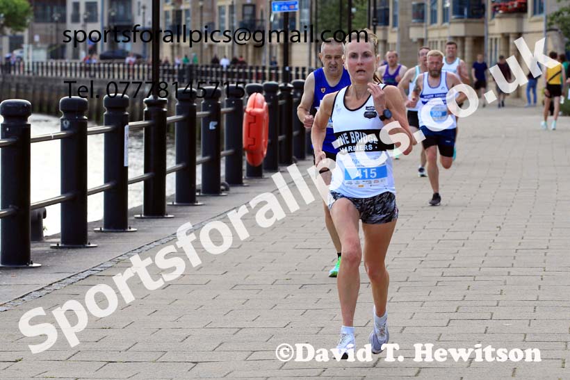 The 2022 Bridges of the Tyne 5 Mile (organised Tyne Bridge Harriers), Quayside, Newcastle, Tuesday, July 5th. Photo: David T. Hewitson/Sports for All Pics
